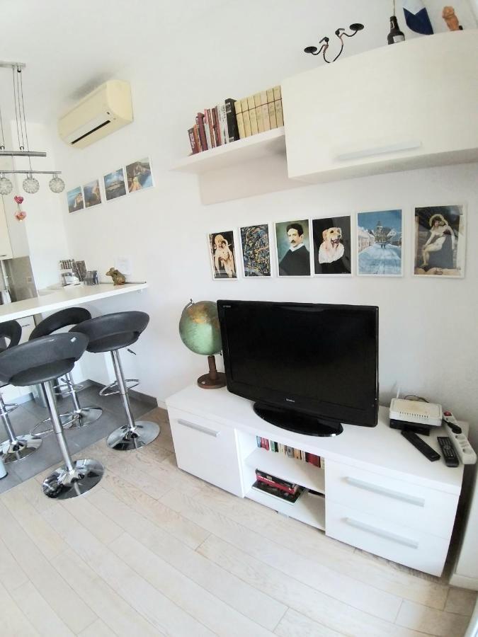 Theos Atelier Self Check In Apartment W Free Private Parking Zagreb Exterior foto
